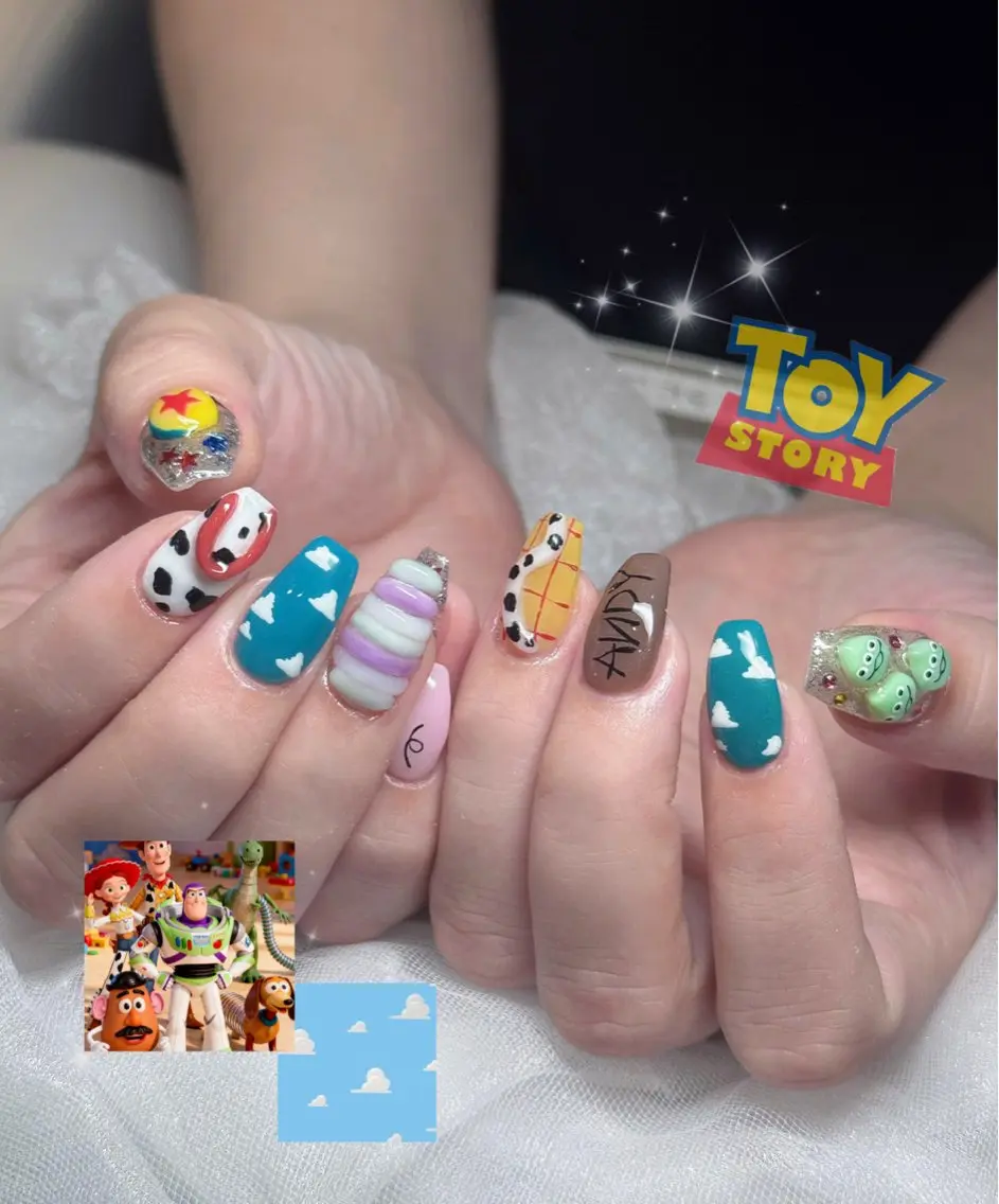 ネイル ハンドネイル 🎀 AYANEのネイルデザイン