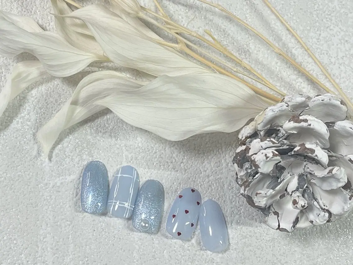 ネイル オーロラネイル フットネイル フレンチネイル ジェルネイル マグネットネイル ハンドネイル kiki nail &brow二子玉川のネイルデザイン