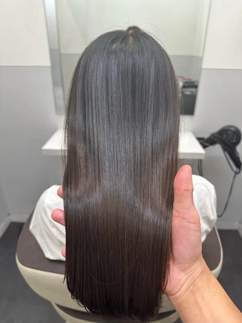 ロング ケアカラー 髪質改善 縮毛矯正 トリートメント 酸熱トリートメント トリートメント 【美髪矯正 /髪質改善】RINのヘアスタイル
