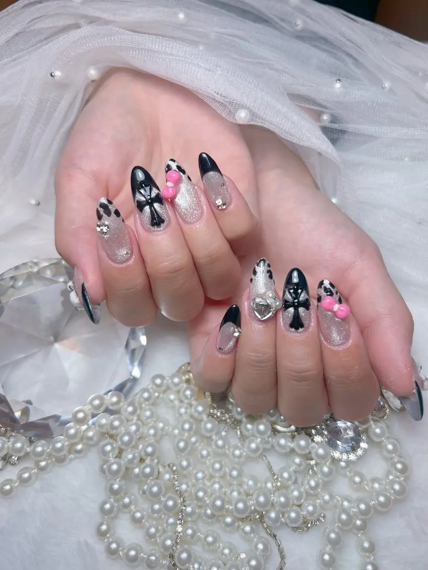 ネイル アートネイル オーロラネイル チークネイル 長さ出し フットネイル Miya _nailのネイルデザイン