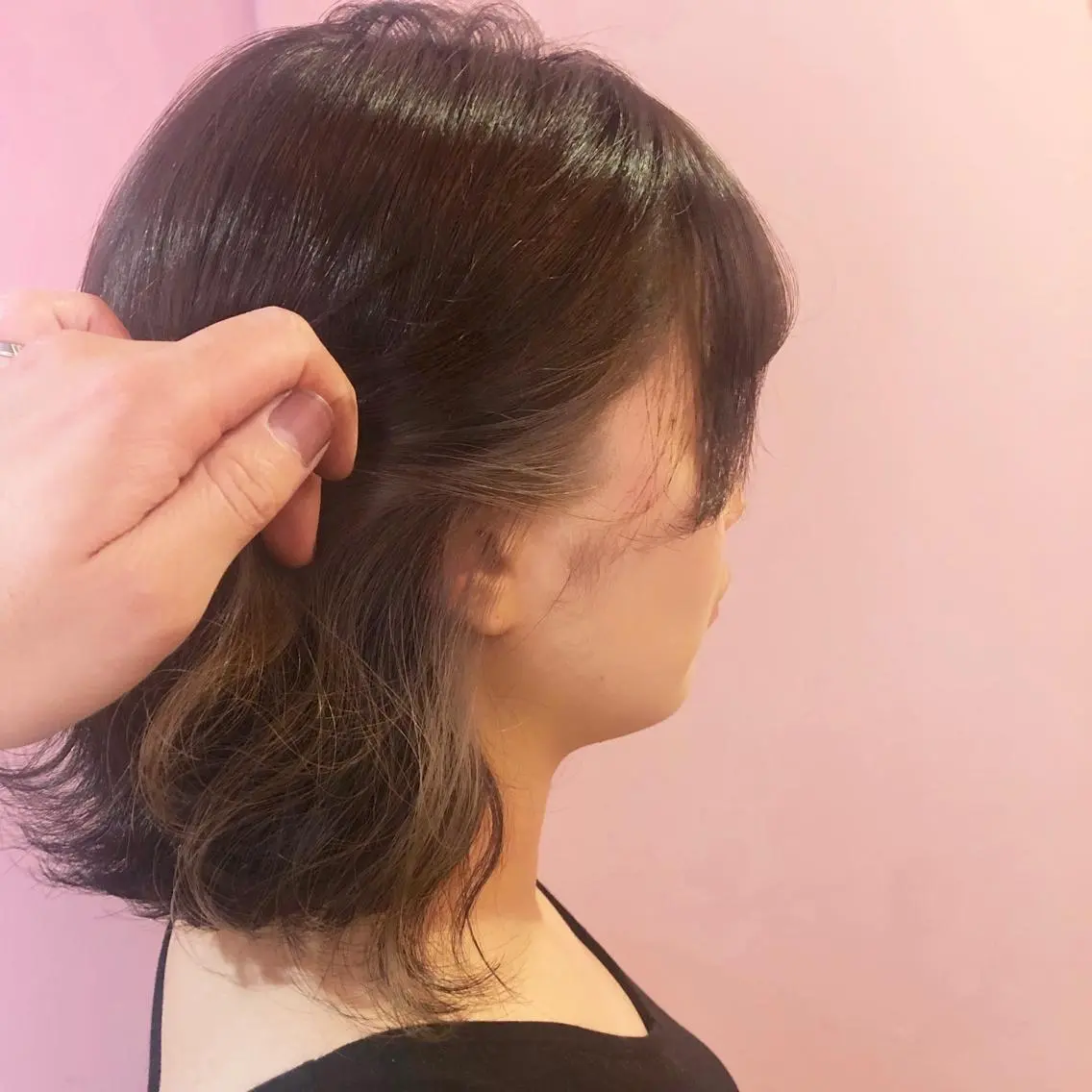 ショート カラー イヤリングカラー ヘアカラー トリートメント ✨髪質改善縮毛矯正✨ 宇田川修平のヘアスタイル
