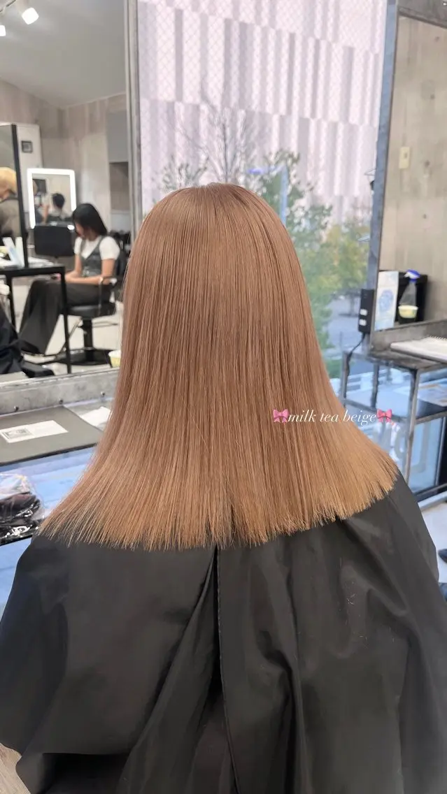 ミディアム カラー ハイトーン/ゆるふわ 🧚𖥔ׁTOMO♡のヘアスタイル