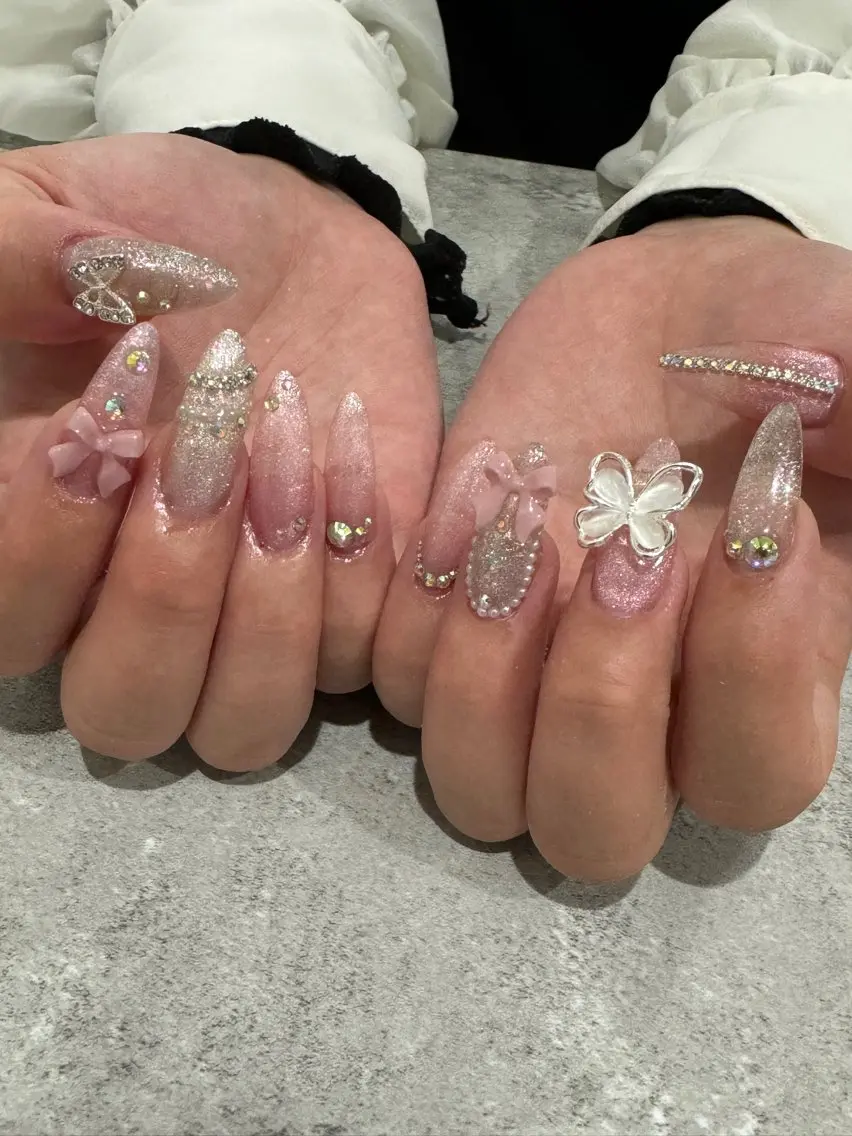 ネイル 持ち込み ハンドネイル Raviliss ♡のネイルデザイン