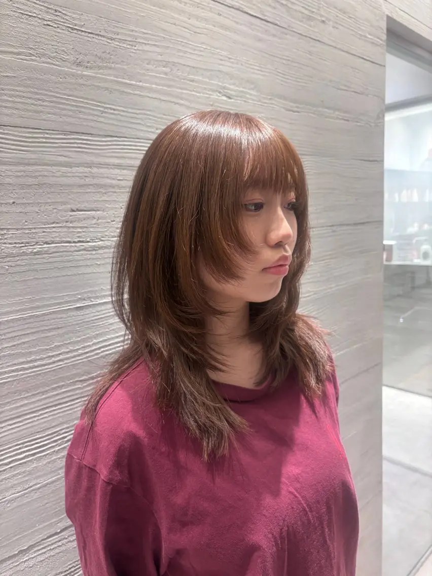 セミロング カット ヘアカラー イシカワ ルナのヘアスタイル