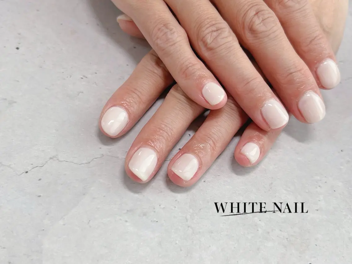 ネイル ワンカラーネイル ハンドネイル WHITE NAIL ホワイトネイルのネイルデザイン
