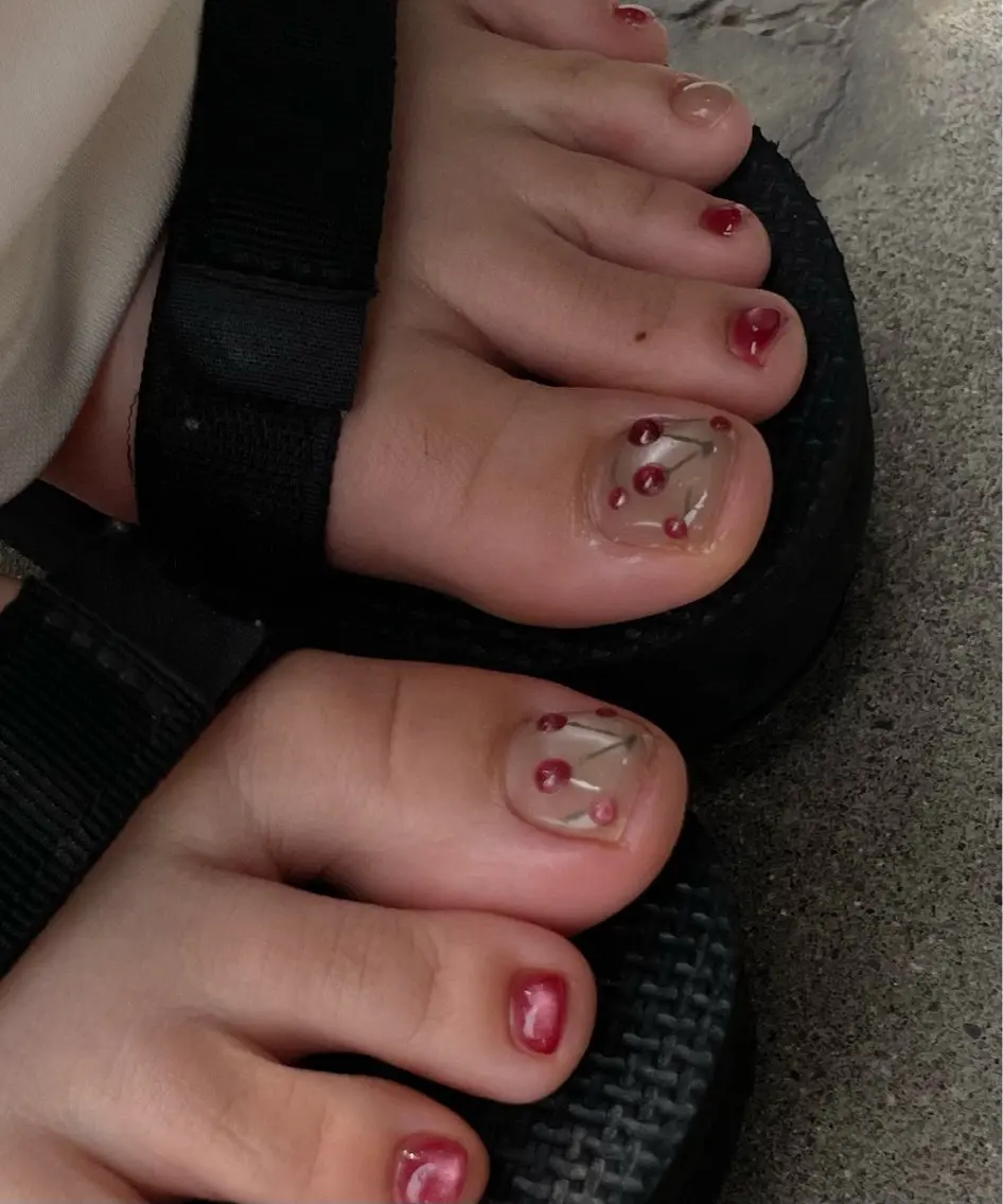 ネイル フットネイル Angelique 伊勢崎 織田のネイルデザイン