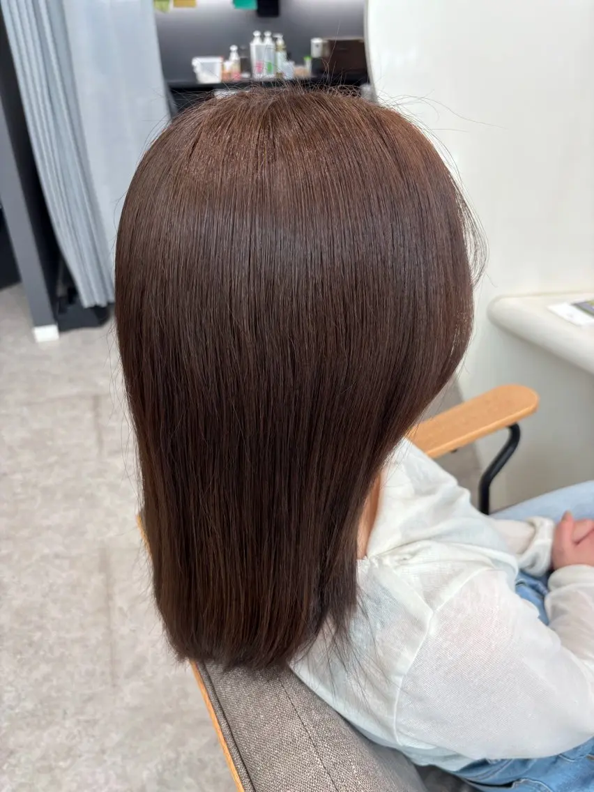 セミロング カラー ヘアカラー 志村 梨帆のヘアスタイル