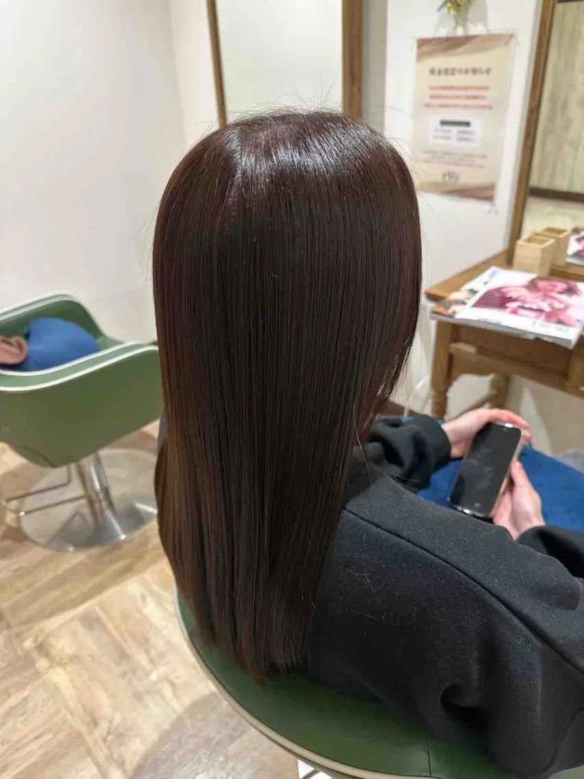 【平日夕方18時限定】ブリーチ無し全体カラー🕊️🤍の写真