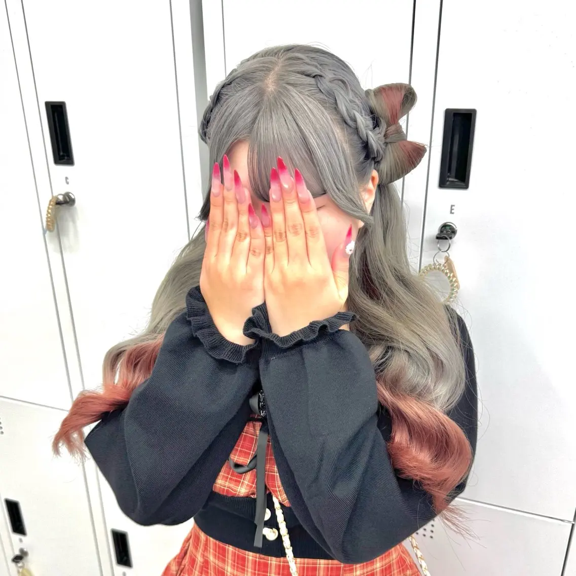 ロング ヘアアレンジ ヘアセット ヘアメ🎀ハイトーン 🩵エクステ🪄しほのヘアスタイル