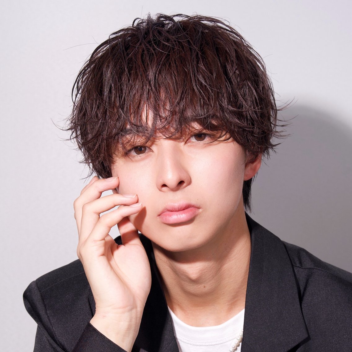 ショート カラー パーマ ヘアアレンジ メンズ メンズパーマ ブラウンカラー ダークブラウン 柴﨑 悠利 天神 メンズカットのヘアスタイル