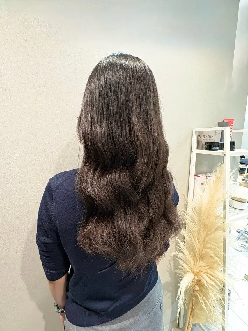 パーマ 赤池 日菜子のヘアスタイル