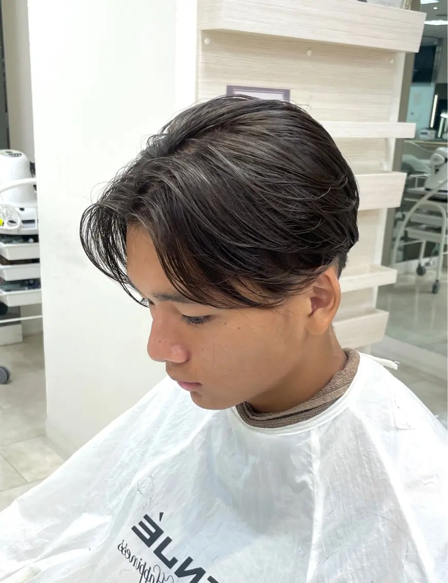 メンズ シャドウパーマ／骨格 矯正カット　トモキのヘアスタイル