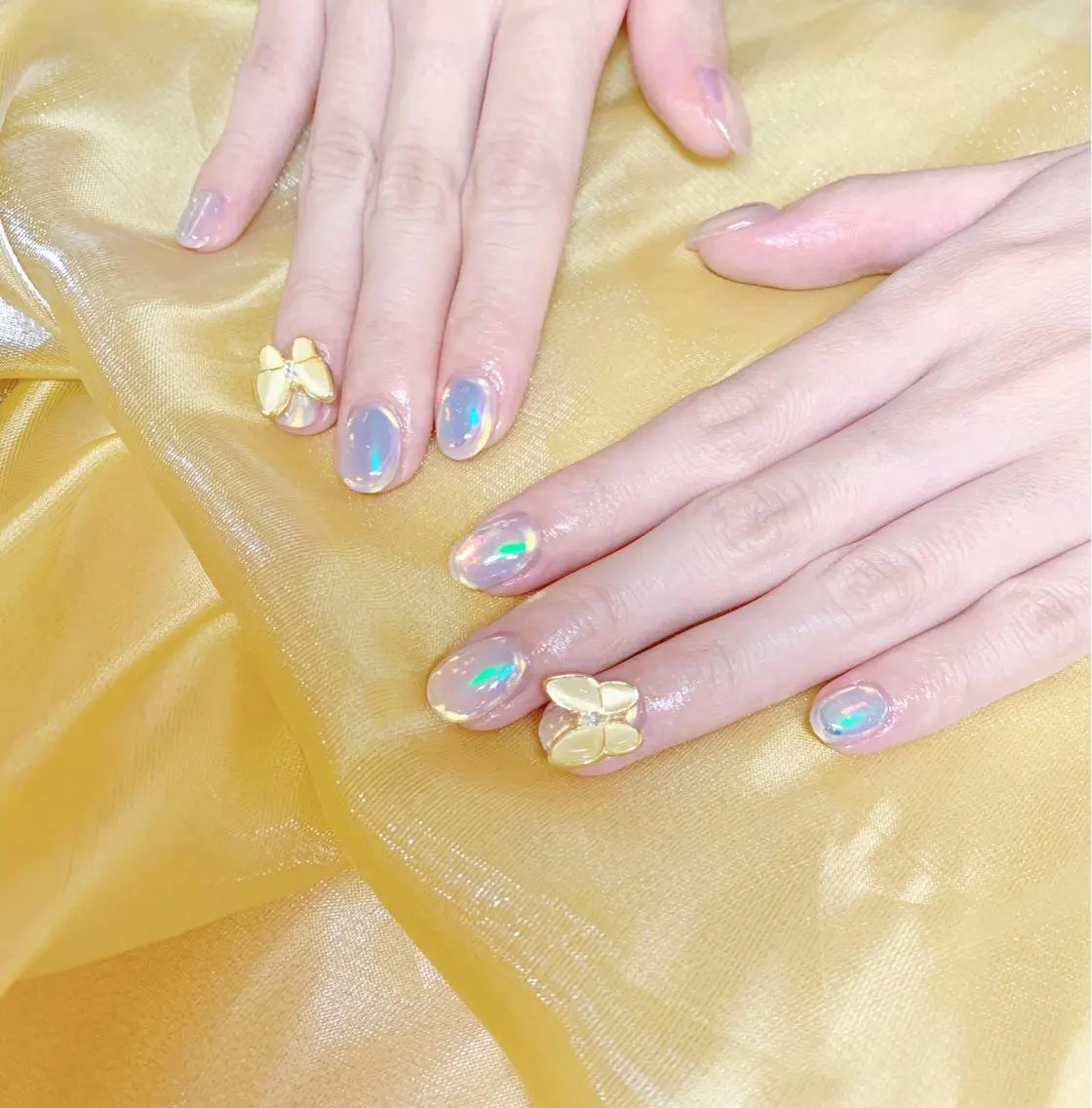 ネイル オーロラネイル フットネイル フレンチネイル ジェルネイル 韓国ネイル ハンドネイル ハンドケア 【ENサロン】 Rei💜Nailのネイルデザイン