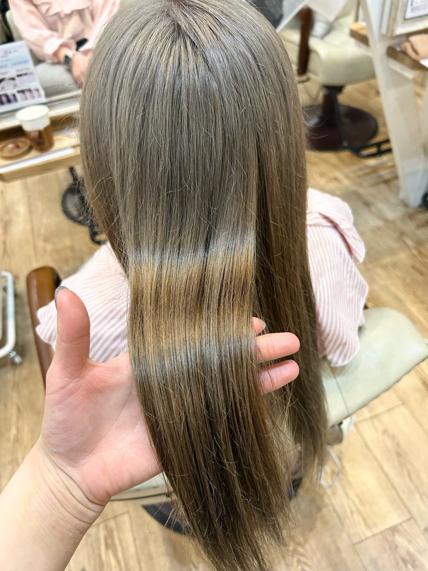 ロング カラー ヘアカラー 🦋韓国風レイヤー 🦋AYANE⁎⁺˳のヘアスタイル
