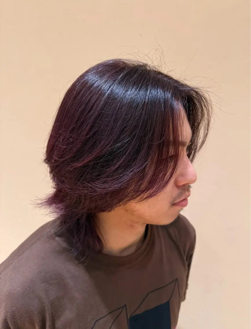 ショート カラー メンズ ボルドーカラー 中島 紗來のヘアスタイル