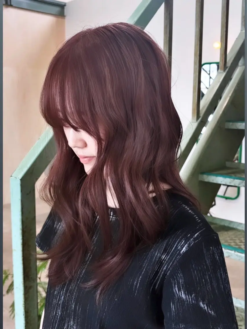 セミロング カラー December 伊勢崎のヘアスタイル