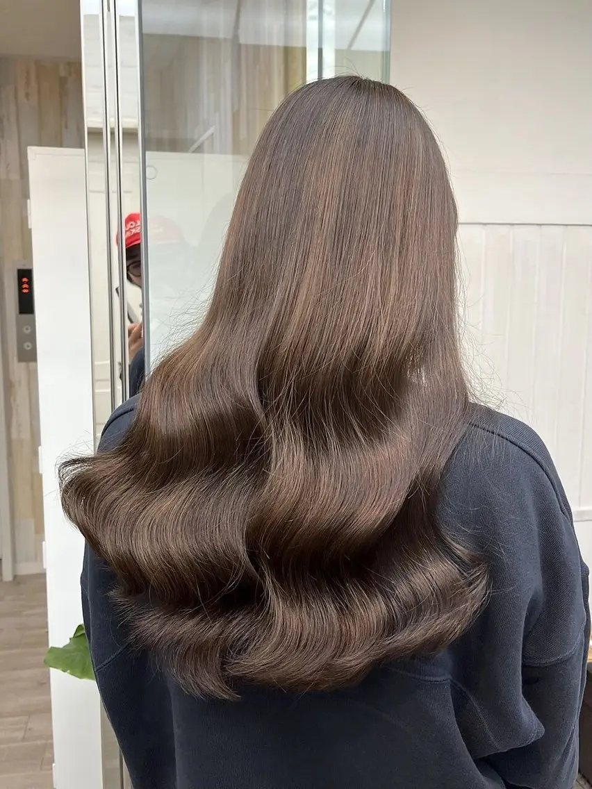 ロング カラー パーマ ヘアアレンジ メンズ ベージュカラー 顔周りカット 髪質改善 レイヤーカット トリートメント ヘアカラー トリートメント 💎髪質改善特化💎 RUITOのヘアスタイル