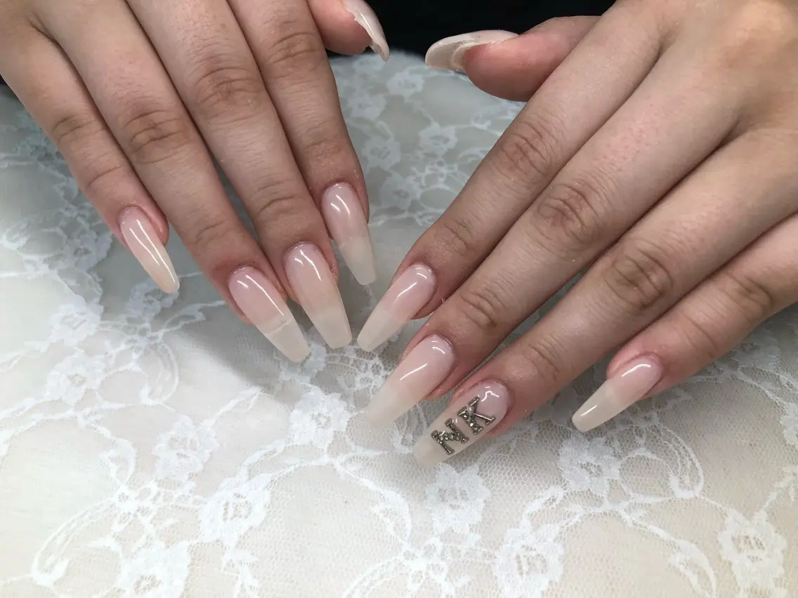 ネイル 長さ出し ハンドネイル ハンドケア 心斎橋Salon Epokkuのネイルデザイン