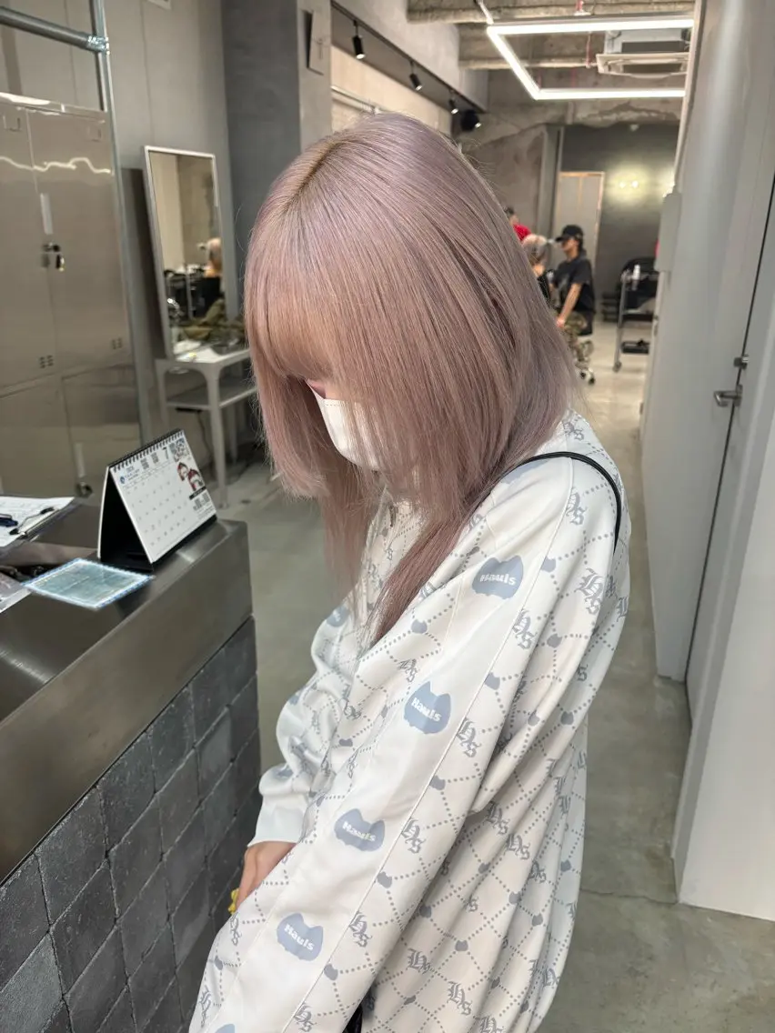 ミディアム カラー ピンクカラー ヘアカラー デザインカラー /rioのヘアスタイル