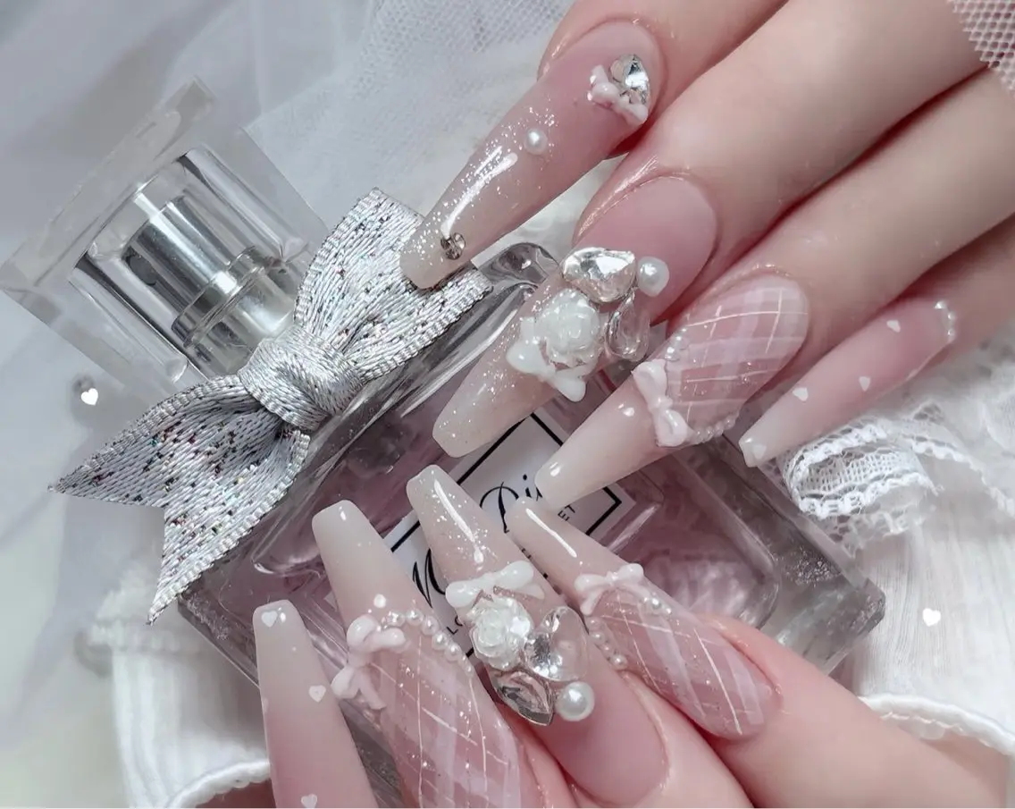 ネイル ハンドネイル Luvia Ginzaのネイルデザイン