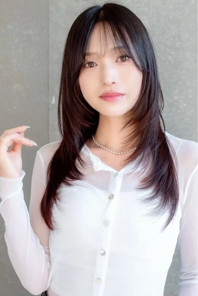 ロング Ruri縮毛矯正 酸性ストレートのヘアスタイル