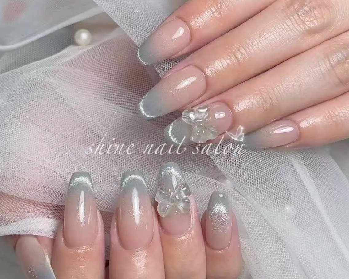 ネイル shine 長さだし専門のネイルデザイン