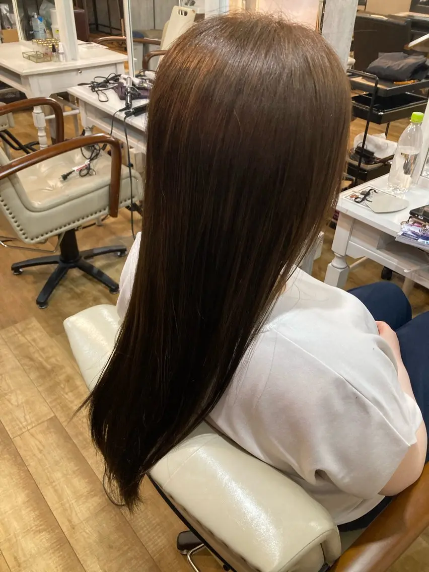 ロング カラー ブラウンカラー 透明感カラー 小林 温裕のヘアスタイル