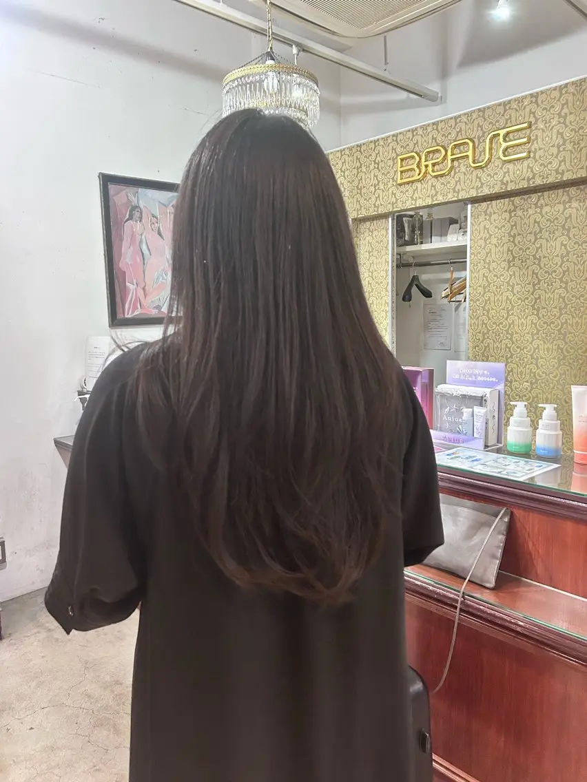 ロング 津田 花望のヘアスタイル