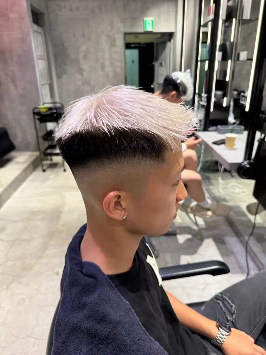 ショート メンズ ミヤモト ダイキのヘアスタイル