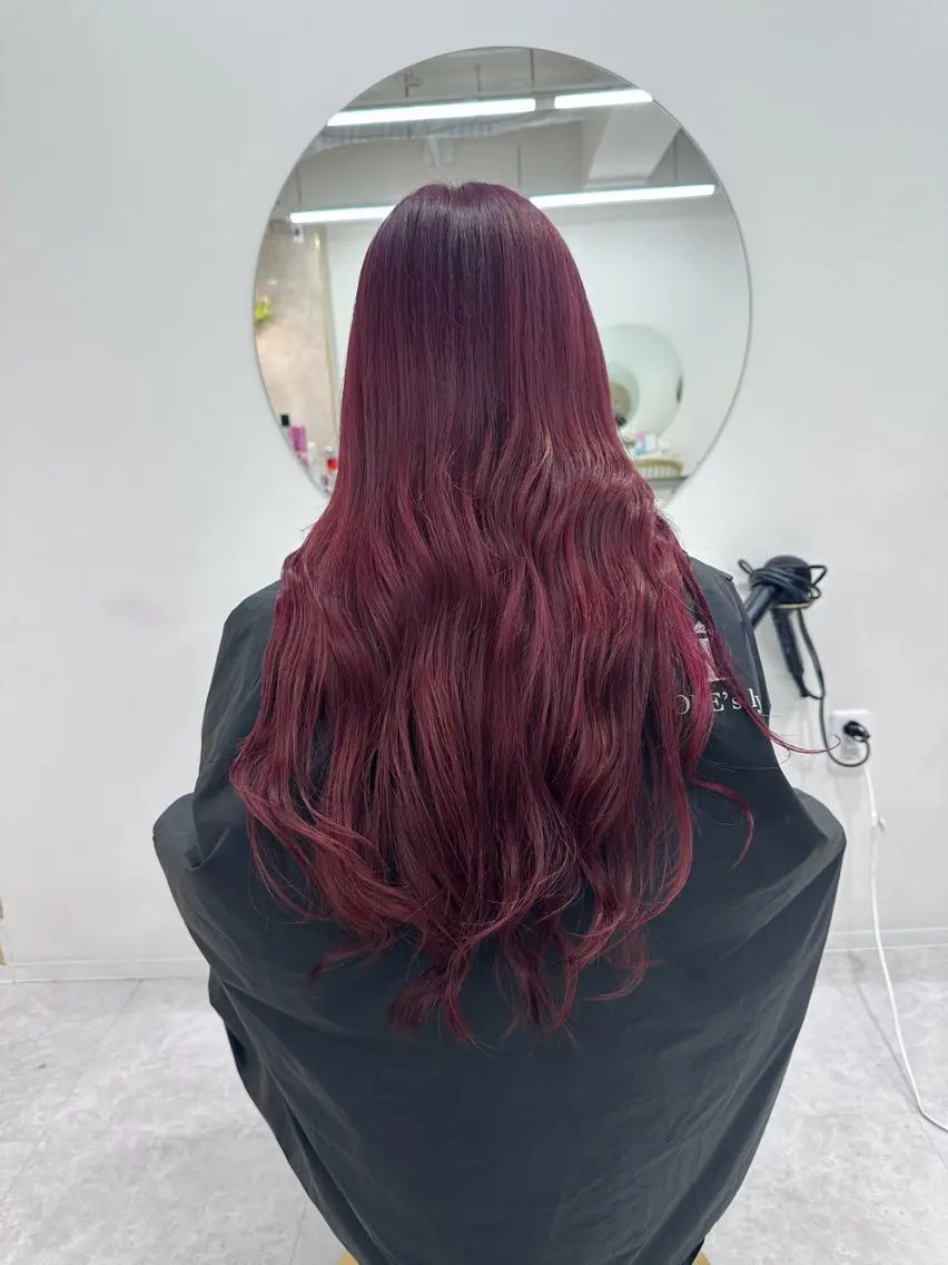 ロング カラー ダメージレスブリーチ RIKU🎨のヘアスタイル