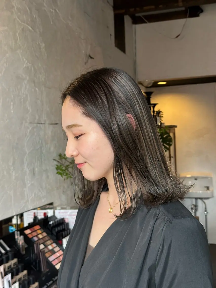 ミディアム カラー 黒髪 🦖ノザワ リンカ🦖のヘアスタイル