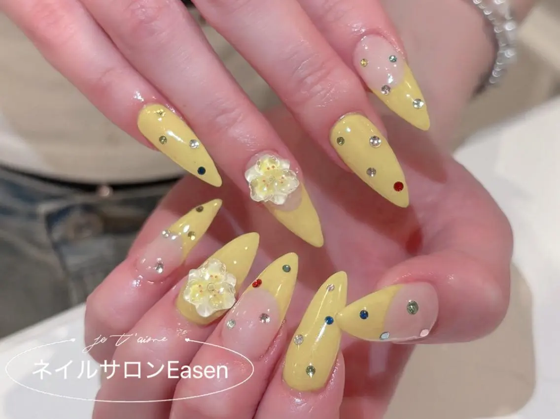 ネイル ネイルサロン Easenのネイルデザイン