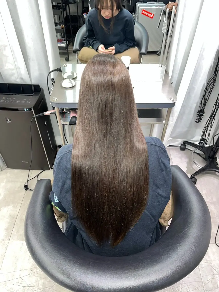 ロング トリートメント RAF Linoのヘアスタイル