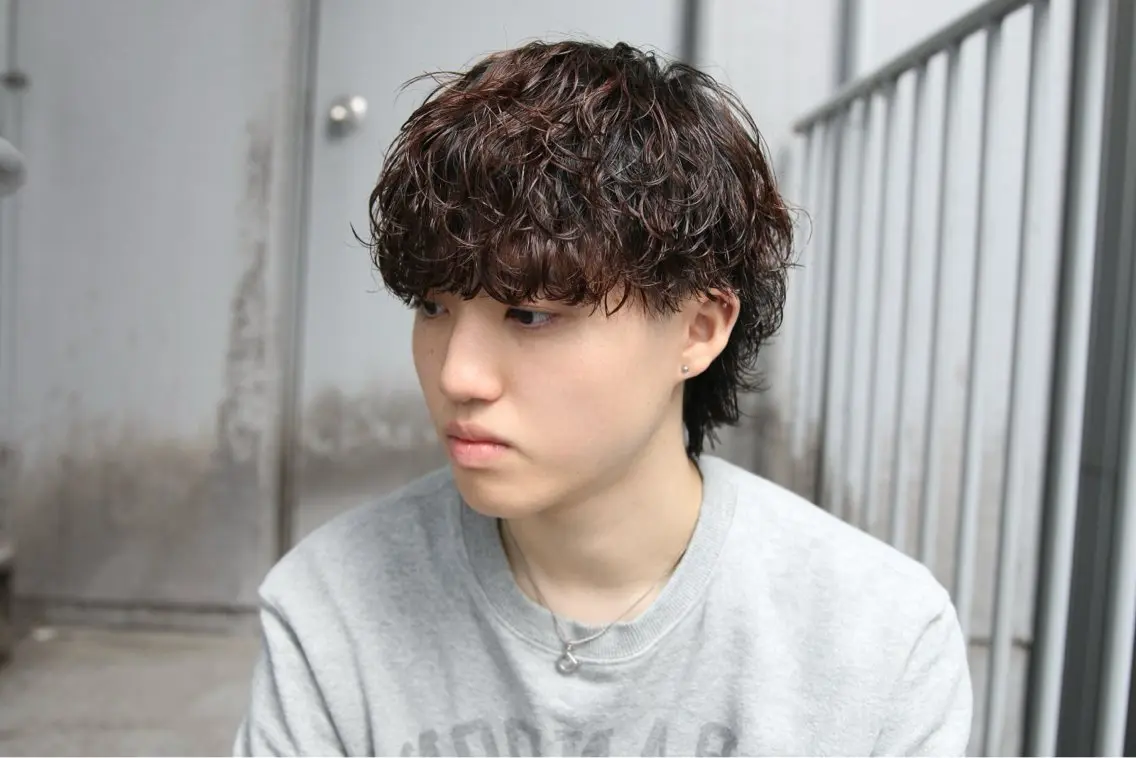 ショート パーマ メンズ メンズパーマ カット パーマ メンズパーマ特化/ シャドウ/波巻/陸翔のヘアスタイル