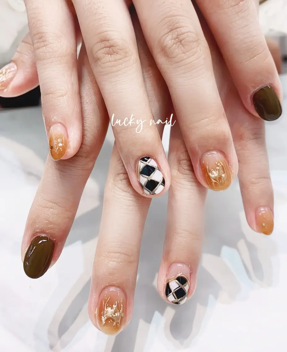 ネイル チークネイル 長さ出し ジェルネイル マグネットネイル 持ち込み Lucky nail 小林和希のネイルデザイン