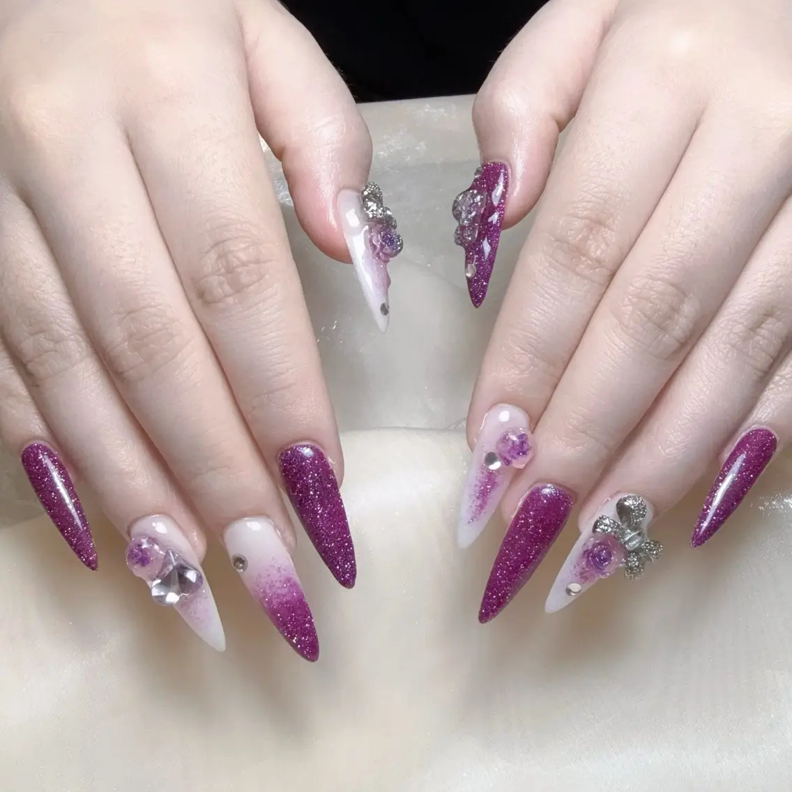 メンズ ネイル メンズ韓国風 アートネイル オーロラネイル ガーリー キラキラネイル ハンドネイル Nail salon 木にいるのネイルデザイン