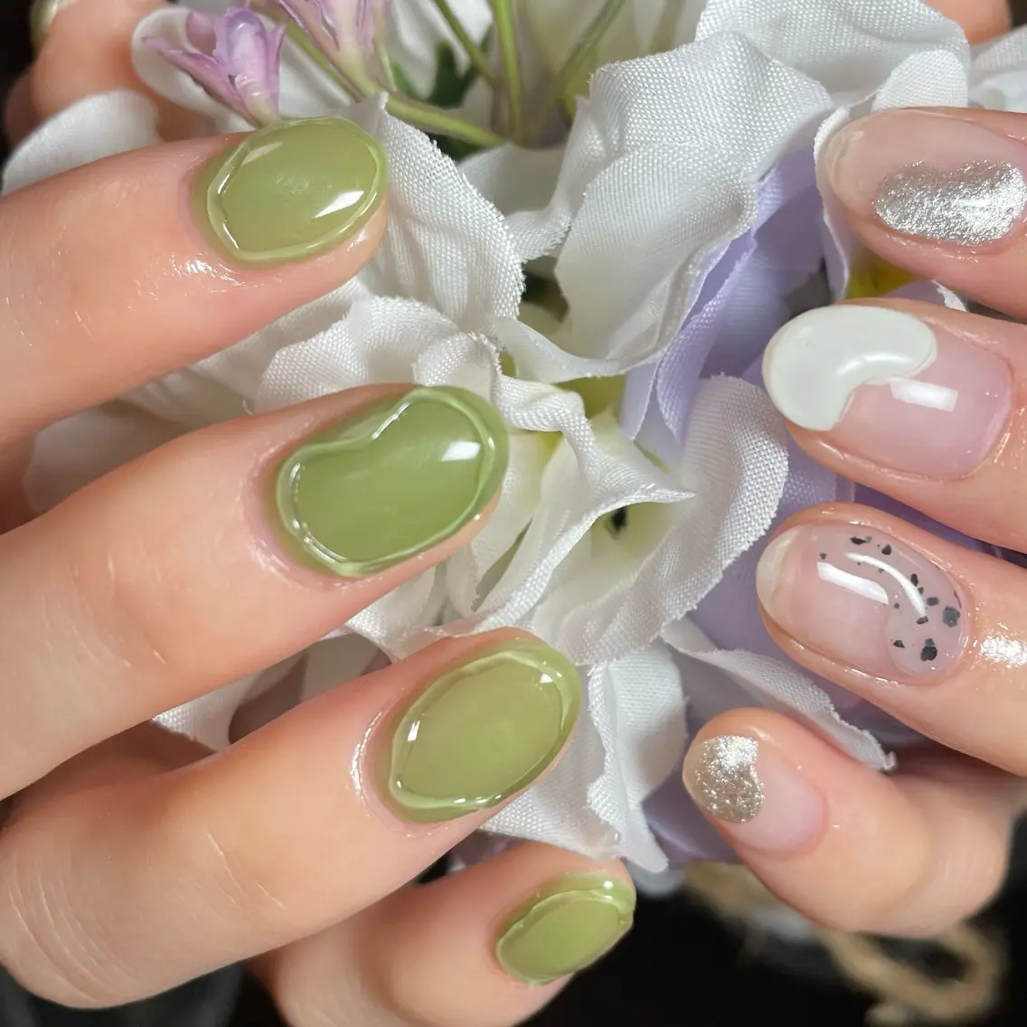 ネイル nail milky 〜深夜にもネイル〜のネイルデザイン