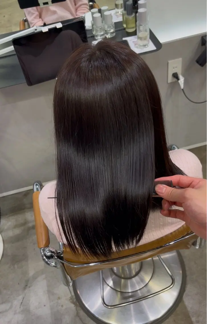 カラー ブラウンカラー ショコラブラウン ヘアカラー 遠峯 海晴のヘアスタイル
