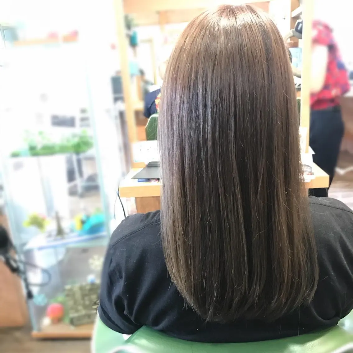 ロング カラー 猪鼻 彩のヘアスタイル