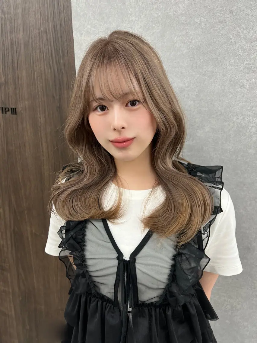 ロング カラー ベージュカラー ブリーチ 透明感カラー ヘアカラー トリートメント saya🍀/透明感 カラー/ヘアセットのヘアスタイル