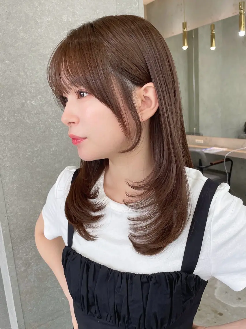 カラー 髪質改善|透明 感カラー🩵レイヤーのヘアスタイル
