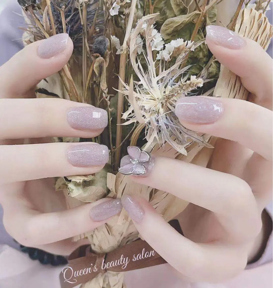 ネイル ハンドネイル Queens みなみのネイルデザイン