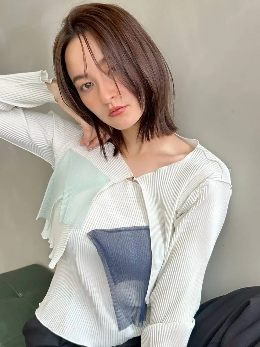 【ショート〜ミディアムstyle限定 】 カット+髪質改善カラー+トリートメントの写真
