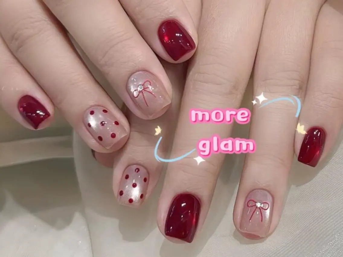 ネイル 長さ出し フットネイル フレンチネイル ジェルネイル ガラスフレンチ MoreGlam ネイルのネイルデザイン