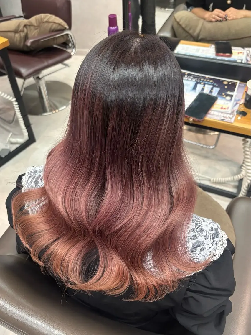 ロング カラー グラデーションカラー ヘアカラー トリートメント 上品♡ブラウン💎 アレンジ🩰Rimiのヘアスタイル