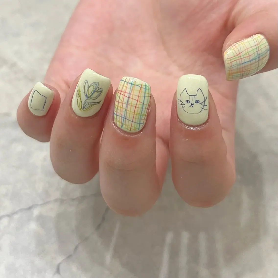ネイル グリーン ハンドネイル vegh. nail／阿波座のネイルデザイン