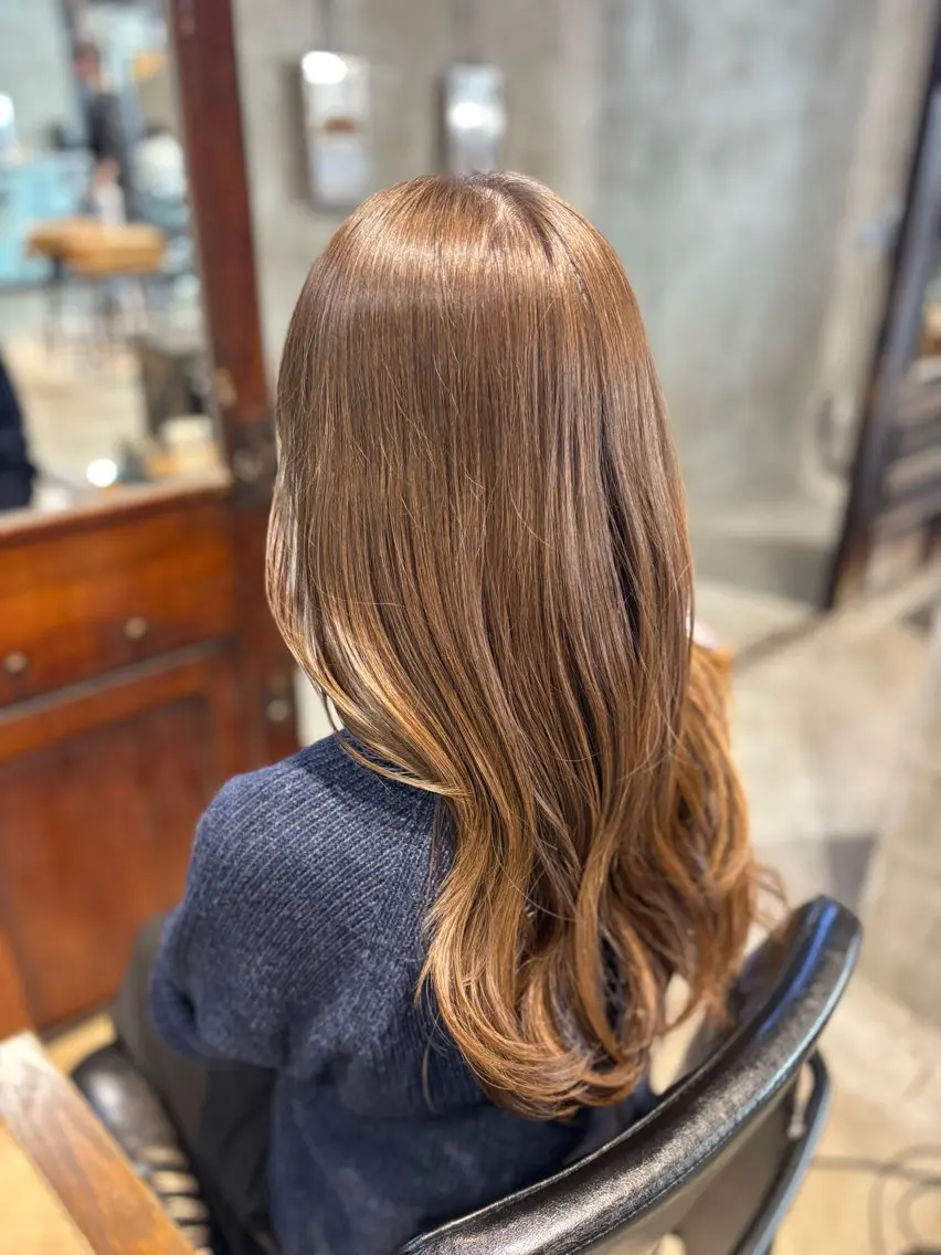 セミロング ヘアカラー トリートメント 🌺柔らか透明感 カラー🌊MAMIのヘアスタイル