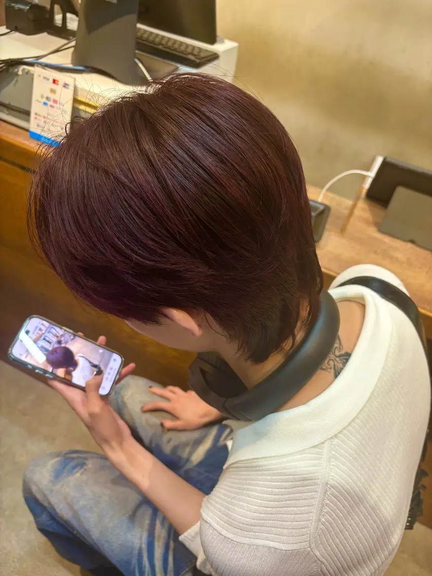 カラー メンズ ベージュカラー オリーブベージュ ヘアカラー 似合う赤み消しカラー ＊こうき［恵比寿］のヘアスタイル