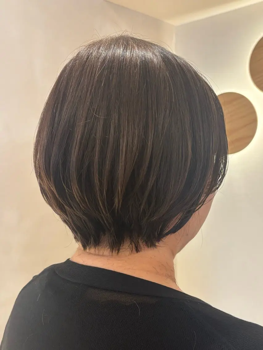 ショート 丸みショート ショートヘア シンバヒナノ/パーマ レイヤー/髪質改善のヘアスタイル
