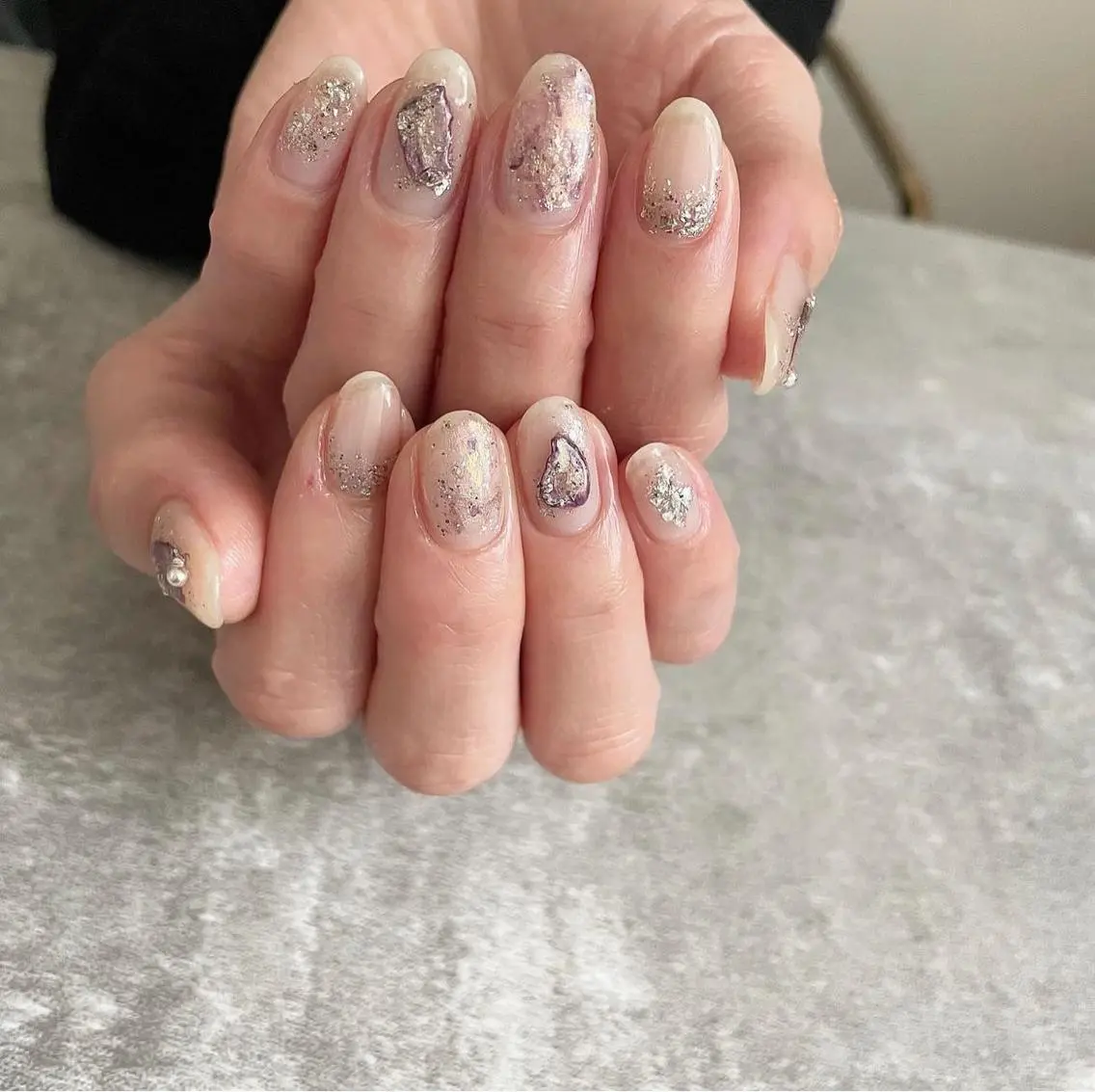 ネイル ブラウン ジェルネイル キラキラネイル 大理石ネイル(マーブル) ニュアンスネイル ハンドネイル MIU 　nailのネイルデザイン
